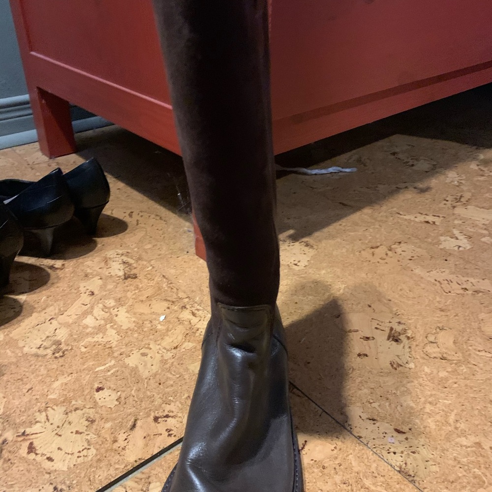 Boots - Picture 2 of 3